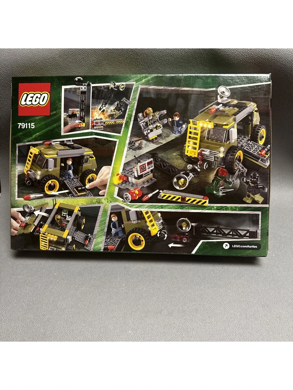 LEGO Teenage Mutant Ninja Turtles: Turtle Van Takedown (79115)
